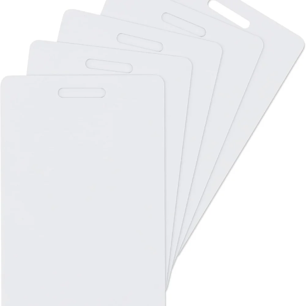 100 pcs white PVC cards with slot punch on short side (33)